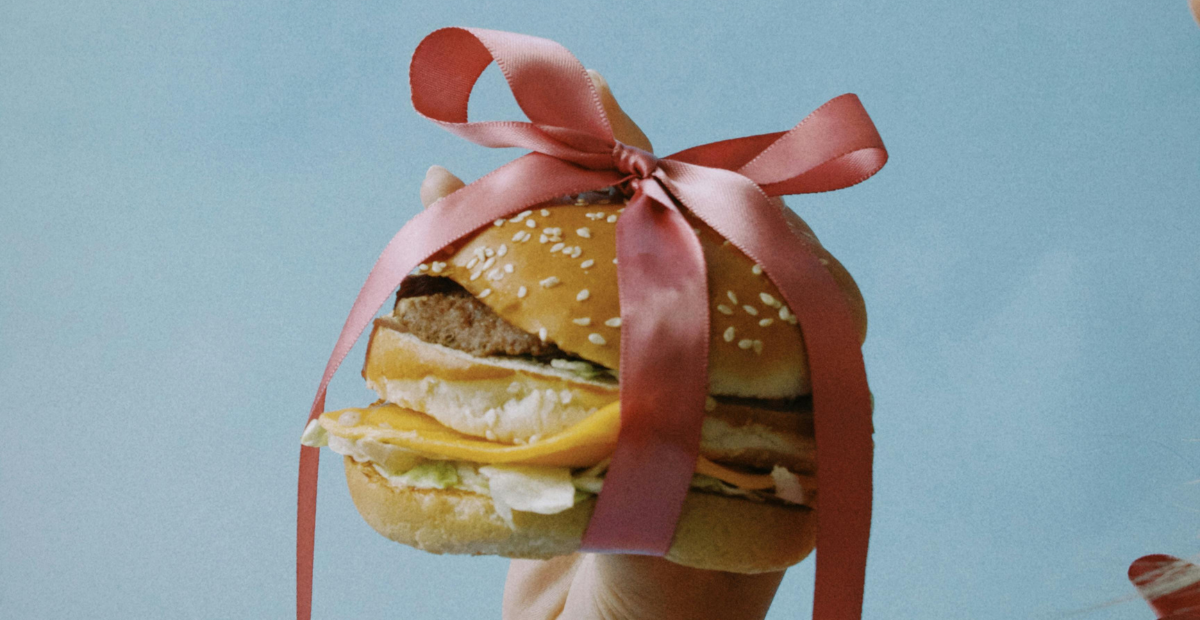 Fast Food Advertising | Is it to Blame for Childhood Obesity? – Dewey ...